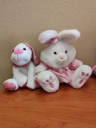 Peluche perro y conejo rosa