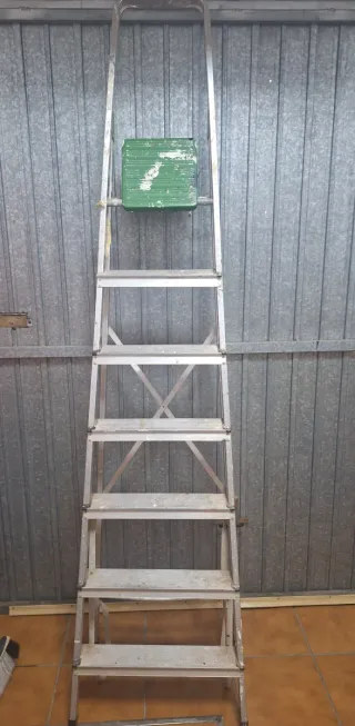 Escalera de pintor aluminio
