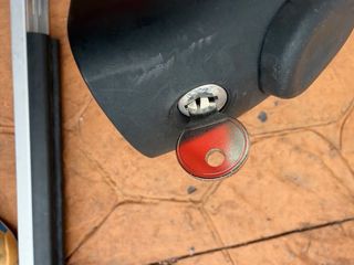 Portaesquís Audi para 3 pares de esquies