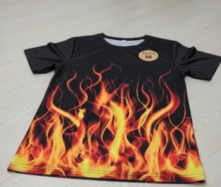 Camisa hombre licra estampado llamas