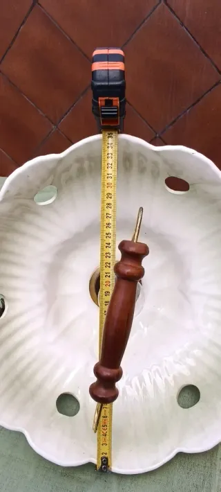 Lampada a sospensione regolabile in altezza