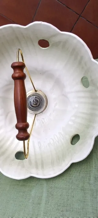 Lampada a sospensione regolabile in altezza