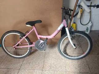 Bicicleta infantil rosa