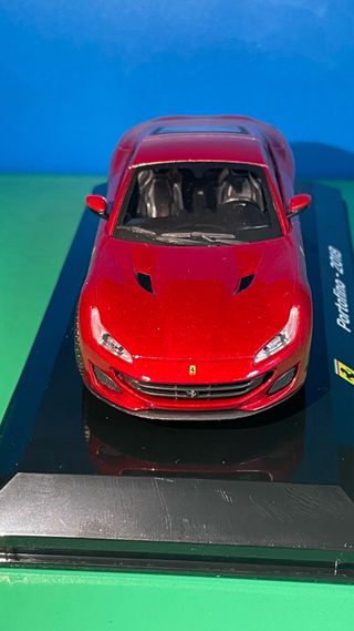 Ferrari Portofino - Ixo 1/43