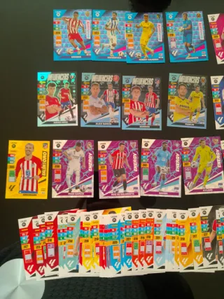 Cartas Fútbol Adrenalyn 23/24 Total de 104 cartas
