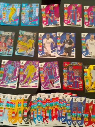Cartas Fútbol Adrenalyn 23/24 Total de 104 cartas