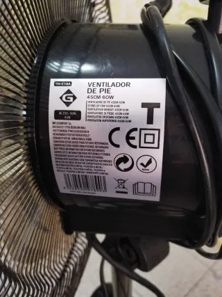 Ventilador de Pie 45cm 60W 3 Velocidades