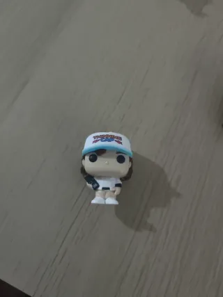 Funko Pop Dustin Kinder Joy