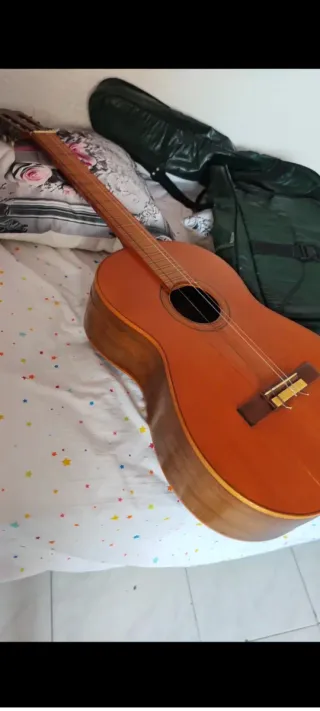 2 Guitarras clasicas españolas