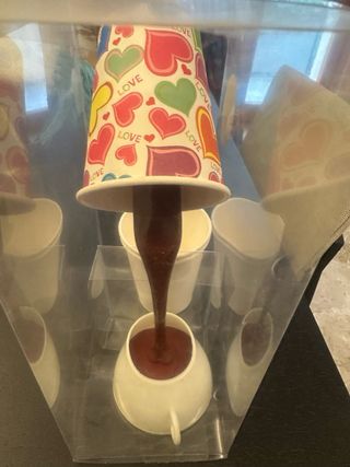 Lampada da tavolo Chocostore a forma di tazza