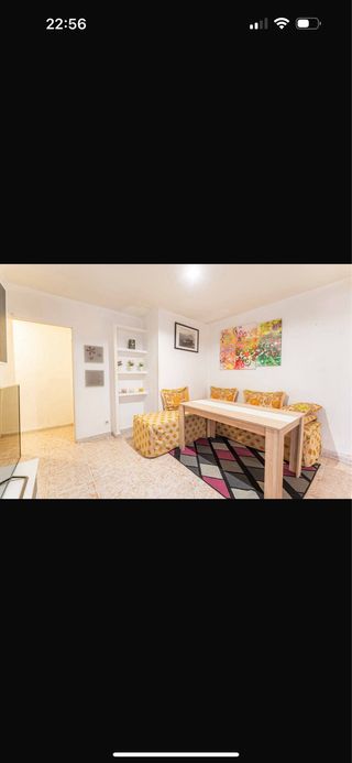 Vendo sofas marroquí urgente incluye la mesa