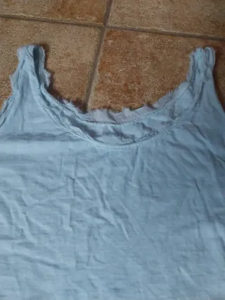 Camiseta sin mangas azul