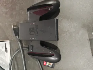 Nintendo switch V1 con accessori e gioco