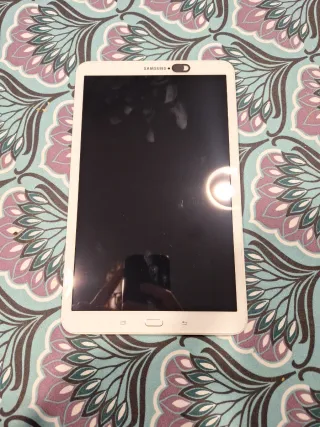 Samsung Galaxy Tab 10.1 SMT 580 Blanca