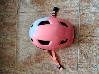 Casco bici niña rosa y lila