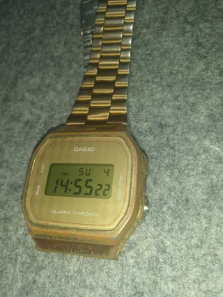 Lote 3 relojes Casio, Chevrolet, Pagani Edificce