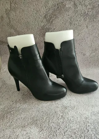 Botines Xti Negros Talla 39