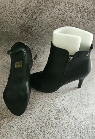 Botines Xti Negros Talla 39