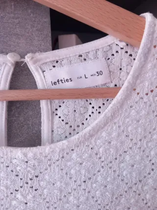 Vestido blanco largo de encaje L también una M.