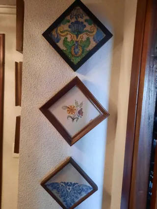 Azulejos antiguos pintados a mano