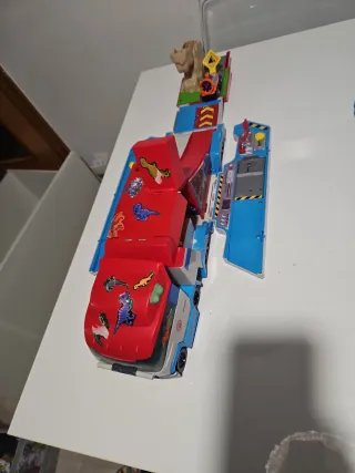 Camión Patrulla Canina con pegatinas