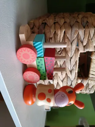 Tren giocattolo in legno