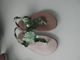 Sandalias mujer flores verdes