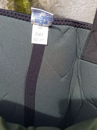 Neopreno de  Pesca con su bolsillo