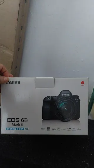 Fotocamera Canon EOS 6D Mark II