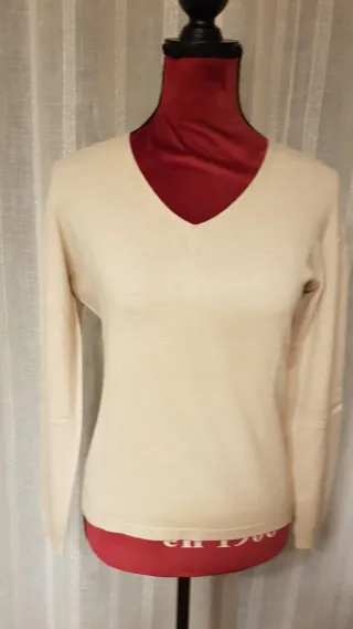 Jersey Escorpion cuello pico beige