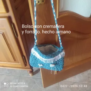 Bolso tejido hecho a mano Sin estrenar.