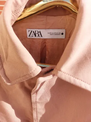 Abrigo tipo trench Zara rosa