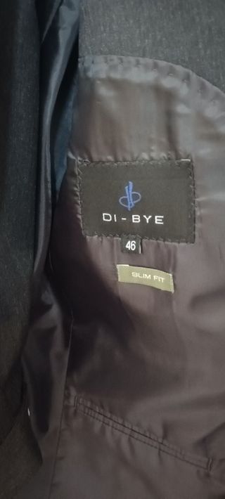 Traje Di-Bye gris chaqueta y pantalón