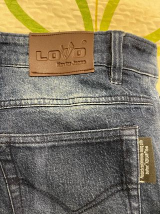 Pantalón vaquero para moto con protecciones