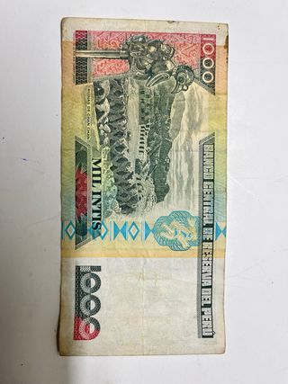 Monedas y billetes antiguos