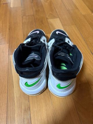 Zapatillas Nike Air More Uptempo Negras