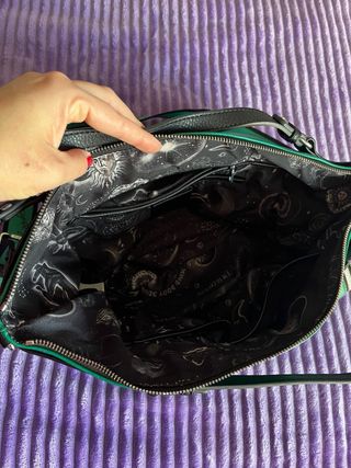 Bolso Desigual bandolera verde y negro