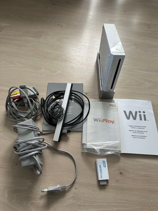 Nintendo Wii con juegos y accesorios