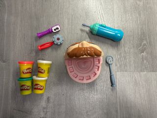 Play-Doh Dentista Bromista Kit