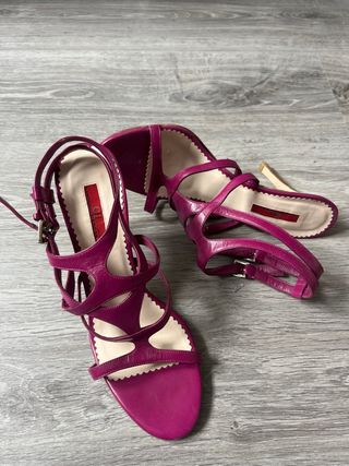 Sandalias Carolina Herrera Púrpura
