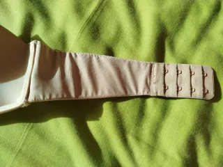 Sujetador sin tirantes 80B beige