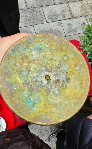 Vaina de artillería antigua