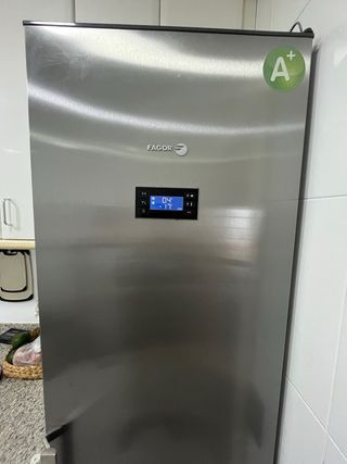 Nevera Fagor Combi Gris Plateada