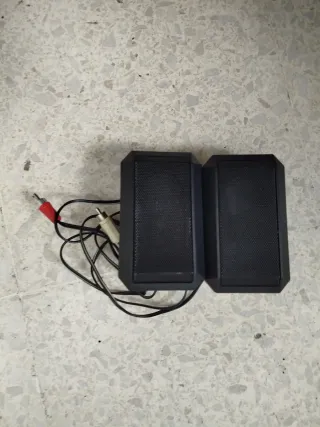 Altavoces negros para PC
