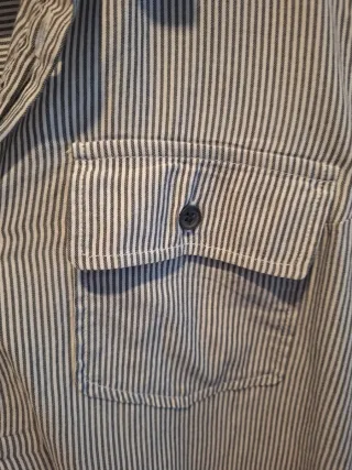 Camisa A.P.C. rayas diplomáticas