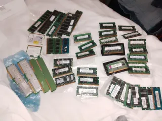 43 x Memoria RAM 256MB - 2Gb