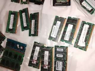 43 x Memoria RAM 256MB - 2Gb