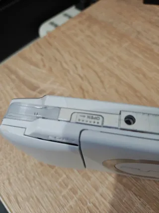 Sony PSP 1004 con caricatore e giochi