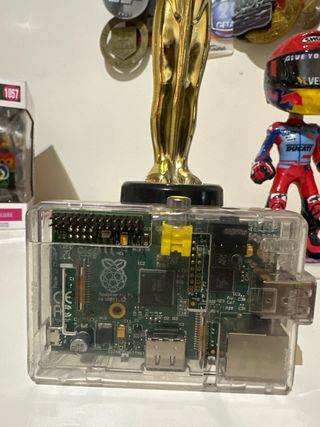 Raspberry Pi 2011.12