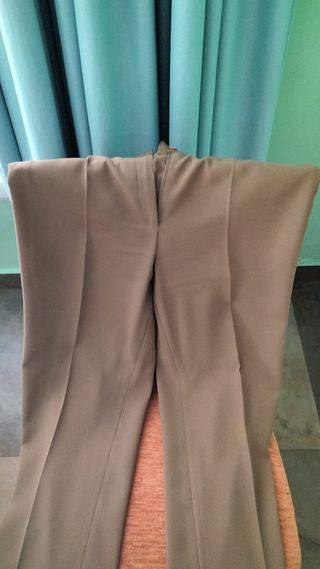 Traje mujer talla 46 beige (Dados)